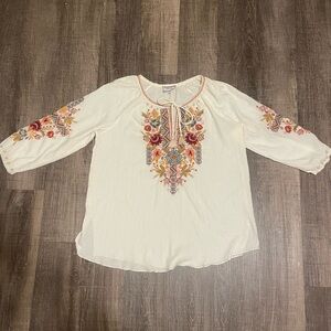 Johnny Was Workshop Clancy Embroidered Peasant Blouse. Size Medium